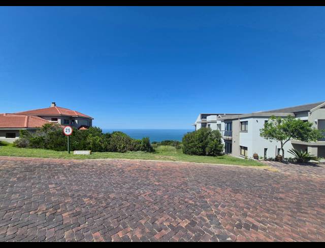 651M² VACANT LAND FOR SALE IN MOSSEL BAY GOLF ESTATE